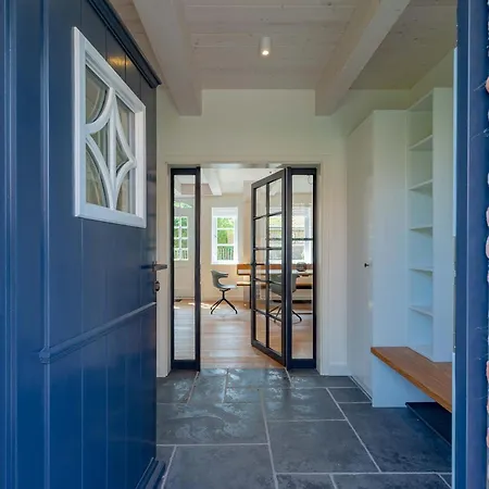 Sanskiin Semesterbostad *