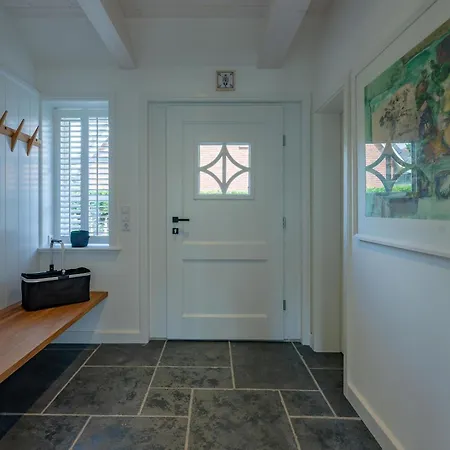 Semesterbostad Sanskiin *