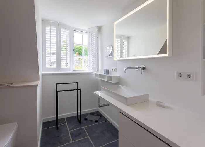 Semesterbostad Sanskiin